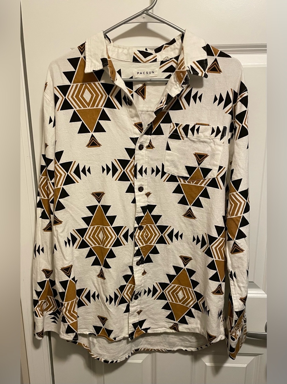 PacSun Cream Aztec Geometric Flannel Button Up Shirt Size Large